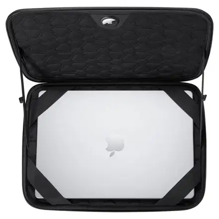 Spigen puzdro Rugged Armor Pro pre Macbook Pro 16" M1/M2/M3/M4 - Black