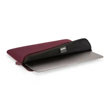Pipetto pouzdro Classic Fit Sleeve V2 pro Macbook Air 13" M2/M3/M4/Pro 14" - Burgundy