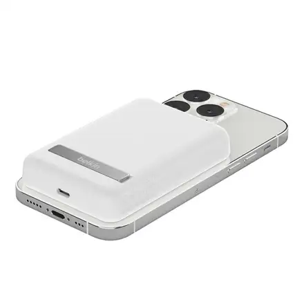 Belkin Boost Charge Magnetic Wireless Power Bank 5K + Stand - White