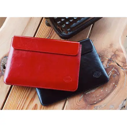 RED ANT MacBook Pro 13 / Air 13 Retina čierne (Aroma Whisky)