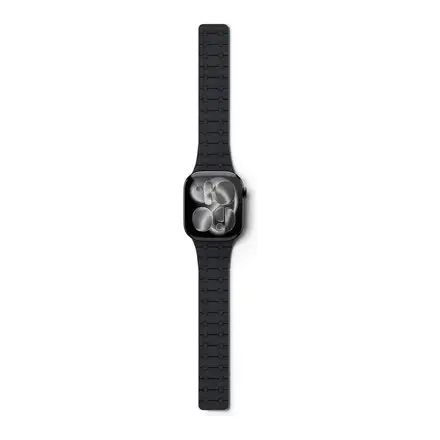 Epico Magnetic+ Silikonový remienok pre Apple Watch SE (44mm)/Series 1-9 (42/44/45mm) 10-11 (46mm)/Ultra (49mm) - čierna