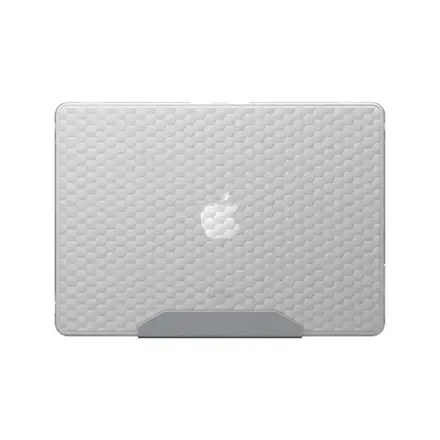 UAG kryt Essential Armor pre Macbook Air 13" M2/M3/M4 - Ice