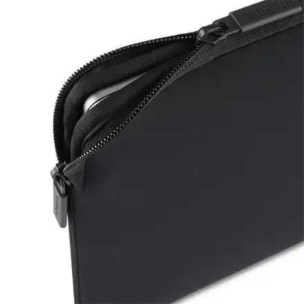 Pipetto puzdro Classic Fit Sleeve pre Macbook Pro 16" M1/M2/M3/M4 - Black
