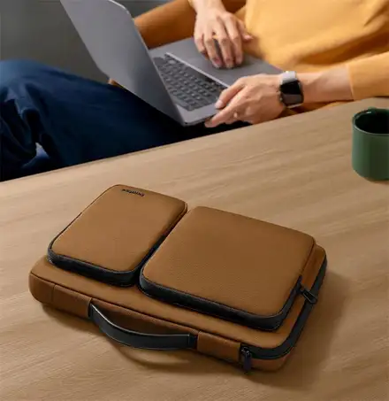 TomToc taška Versatile A42 pre Macbook Pro 14" M1/M2/M3/M4 - Brown