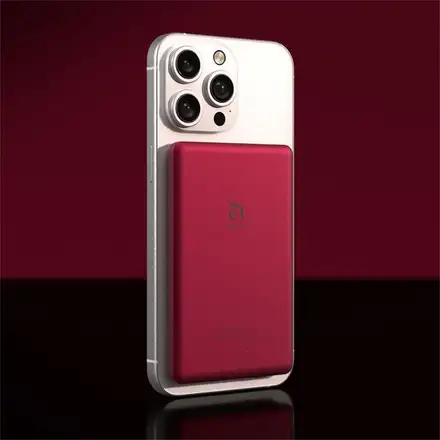 Adam Elements Magnetic Wireless Powerbank Gravity C5 5.000 mAh - Red