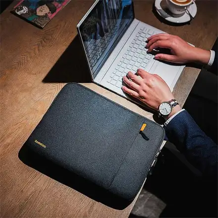 Tomtoc puzdro 360 Protective Sleeve pre Macbook Air 15" M2/M3/M4 - Black Blue