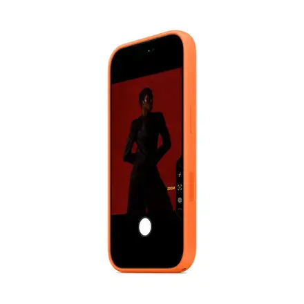 iPhone 17 Pro Silicone Case with MagSafe – Oranžová