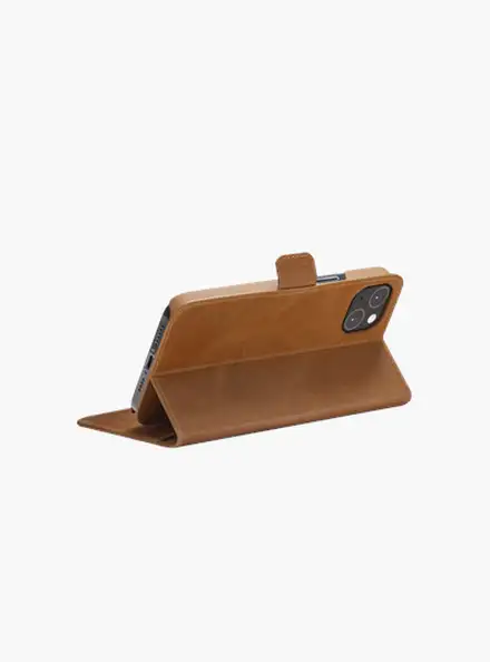 dbramante1928 - Puzdro Copenhagen Slim pre iPhone 14 Plus, tan