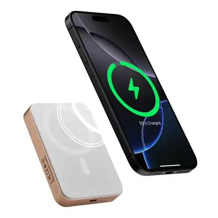 Pitaka Aramid Fiber Magnetic Power Bank Qi2 10 000 mAh - Golden Glint
