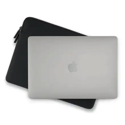 Pipetto pouzdro Classic Fit Sleeve pre Macbook Neo - Black