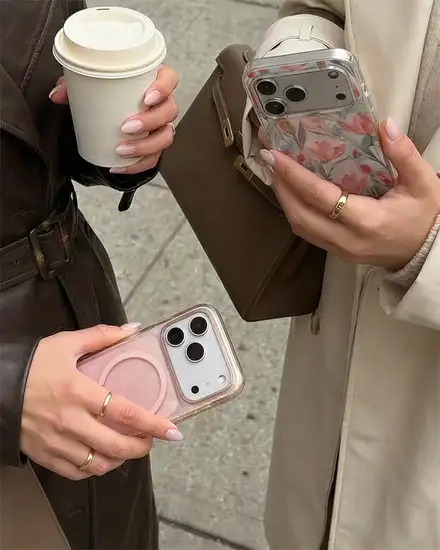 iDeal Fashion Clear Case MagSafe iPhone 17 Pro Tulip Bloom