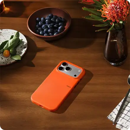 Apple Beats iPhone 17 Pro Max Rugged Case with MagSafe and Camera Control - Sierra Orange *Rozbalený*