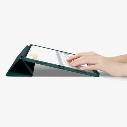 Spigen puzdro Urban Fit pre iPad Pro 13" M4/M5 - Midnight Green
