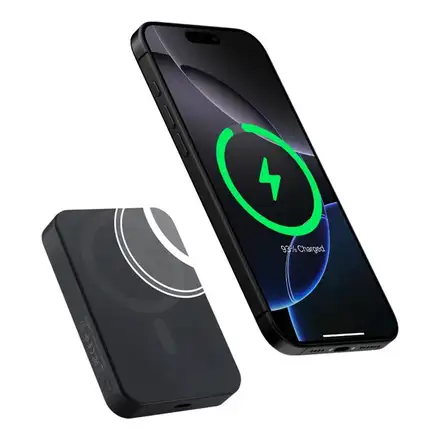 Pitaka Aramid Fiber Magnetic Power Bank Qi2 10 000 mAh - Black/Grey