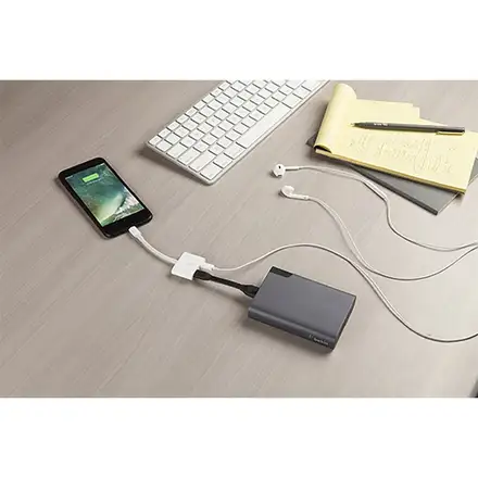 Belkin Lightning Audio + Charge RockStar - White