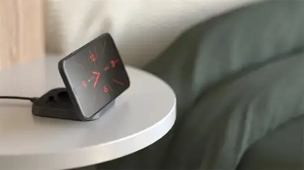 ZENS Magnetic Nightstand Charger