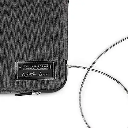 Aiino Stark Sleeve for MacBook Air and Pro 15" and 16" - Black Smoke