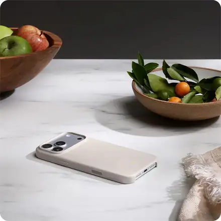 Apple Beats iPhone 17 Pro Max Case with MagSafe and Camera Control - Lime Stone *Rozbalený*