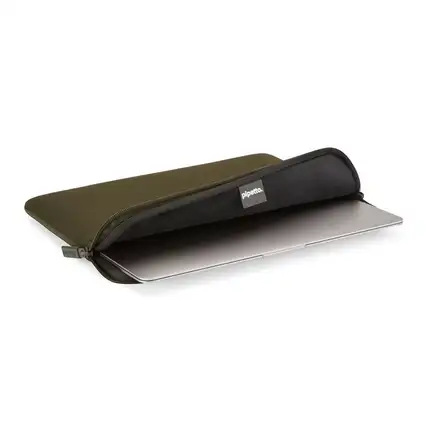 Pipetto pouzdro Classic Fit Sleeve V2 pro Macbook Air 13" M2/M3/M4/Pro 14" - Dark Green
