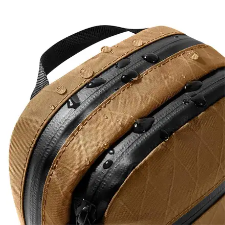 TomToc taška Aviator T37 X-Pac Travel Crossbody Bag - Brown