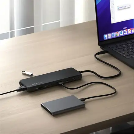 Satechi USB-C 13-in-1 Triple Display Multiport Adapter - Black
