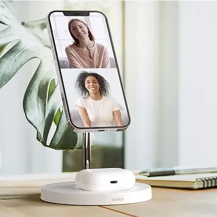 Belkin Boost Charge Pro 2-in-1 Wireless Charger with Magsafe 15W - Black*Vystavený*