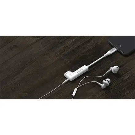 Adam Elements iLinio Lighting/Aux/Charging adaptér - White