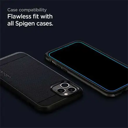 Spigen ochranné sklo GLAS.tR FC HD pre iPhone 12/12 Pro - Black Frame