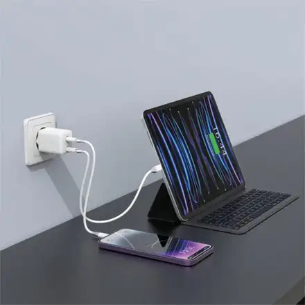 LMP USB-C GaN Dual Power Adapter 35W - White