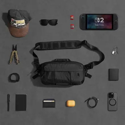 TomToc taška Wander T26 X-Pac Daily Sling Bag - Black