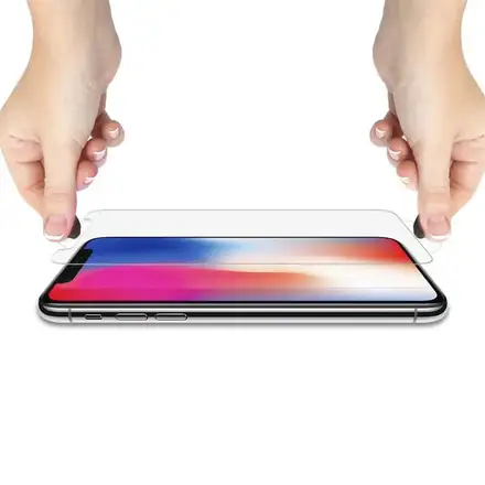 Spigen ochranné sklo GLAS.tR Slim HD pre iPhone 11/XR - Clear