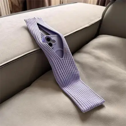 Puro Universal Hand Phone Pocket - Lavender Blue