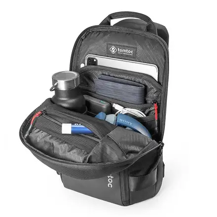 TomToc batoh Navigator T24 Sling Bag S - Black