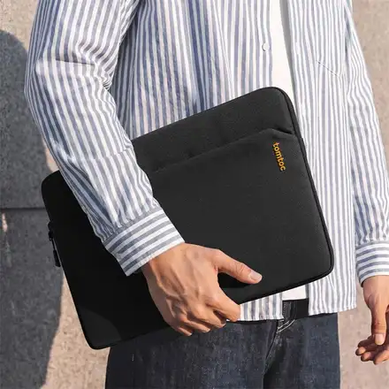 Tomtoc puzdro Light Sleeve pre Macbook Neo - Black